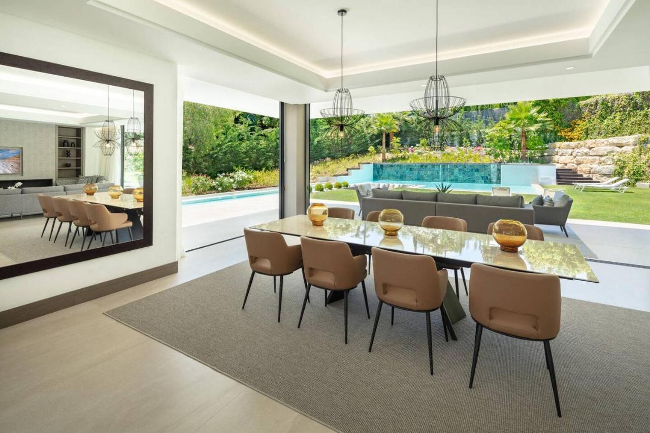 Apartment Newly Built 6 Bdrm Luxury In Nueva Andalucia Marbella